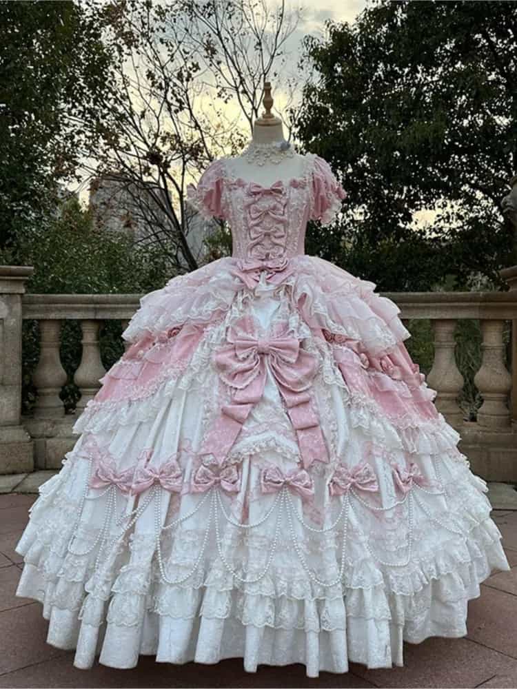 Graduation ceremony student day coming-of-age fitted and fashionable dress